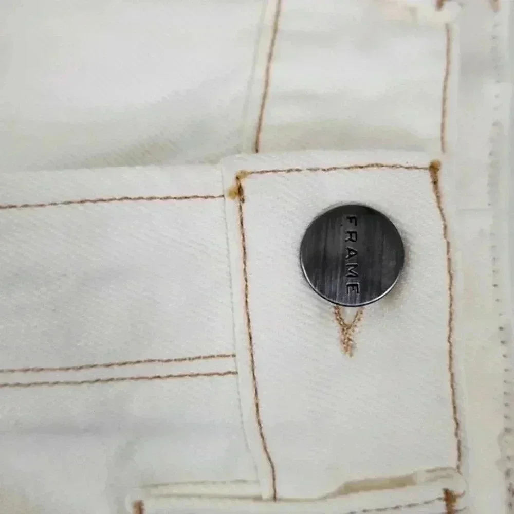 Frame La Vintage Bermuda long denim white shorts